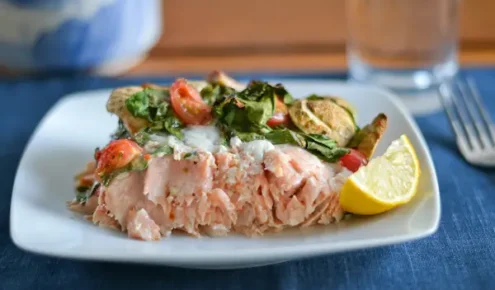 Salmon Spinach Salad